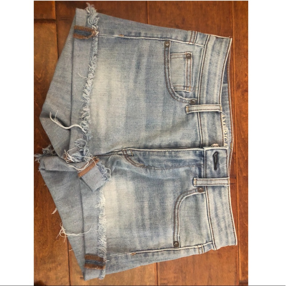 Light wash high rise denim shorts